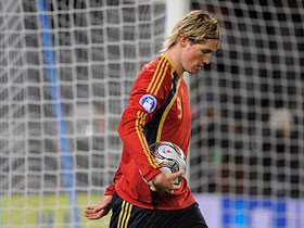 コンフェデ杯、スペイン敗退の裏事情。～無敵艦隊を沈めた「見えない敵」～