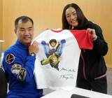 ソチ五輪選手団、本物の宇宙飛行士に興奮