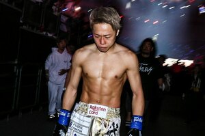「試合前に骨折していた」武尊の“衝撃KO負け”にまさかの新事実「それでもロッタン勝利の価値は揺るがない」本人は言い訳せず「全てが自分の実力」