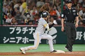 CS最終戦で決勝打「スーパーサブ“以上”の脇役」愛される男・ソフトバンク川瀬晃スタメン起用の真相…小久保裕紀監督「最後は、俺が決める」
