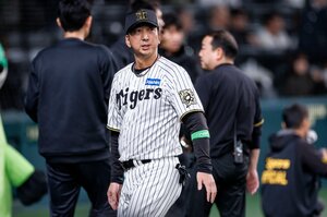日本シリーズ連敗の阪神に抱いた「3つのナゼ？」藤川球児監督の采配にみえた“迷い”の正体…“山川封じ”の対策は万全だったのか
