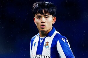 久保が「ベンチで同僚を爆笑させてる」“最高の1枚”を撮影後…過密日程に「ちょっとツラいかな」本人が語った“意外な理由”を思い出す