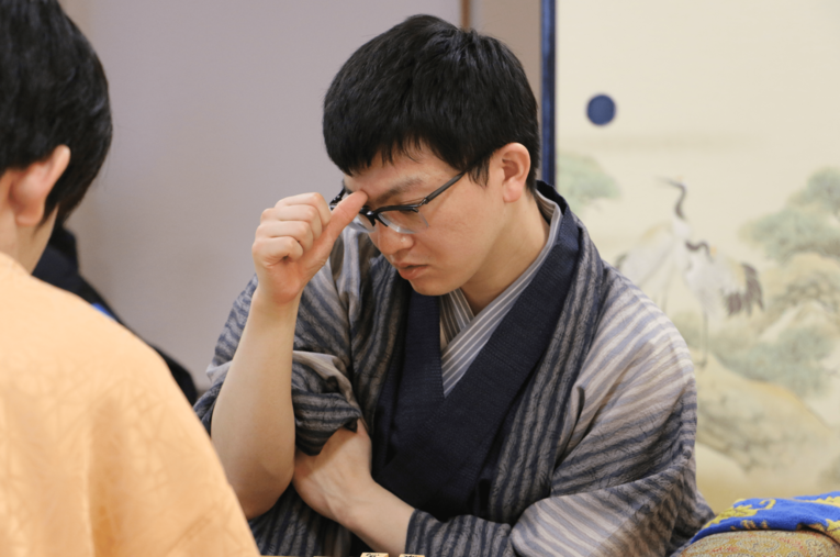 藤井聡太王将相手の番勝負勝利は再びお預けとなったが、永瀬拓矢九段の将棋に対する信念は揺らぐことはないはず　©Shintaro Okawa