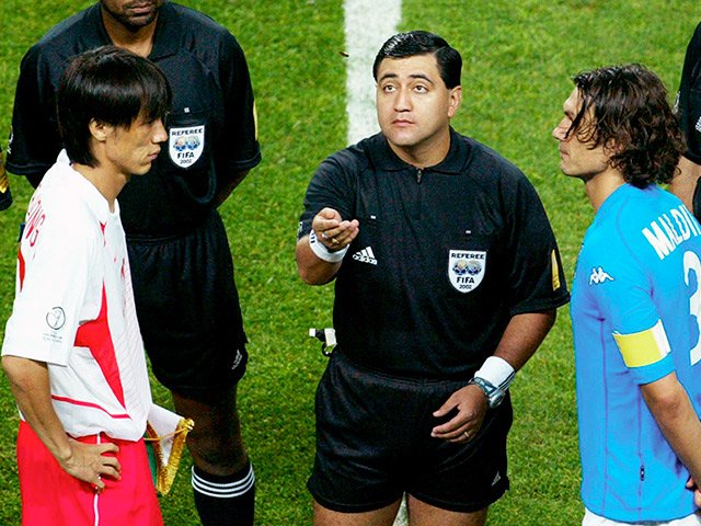 W杯史に残る誤審劇〉韓国vsイタリアから20年…「レフェリー人生最高の