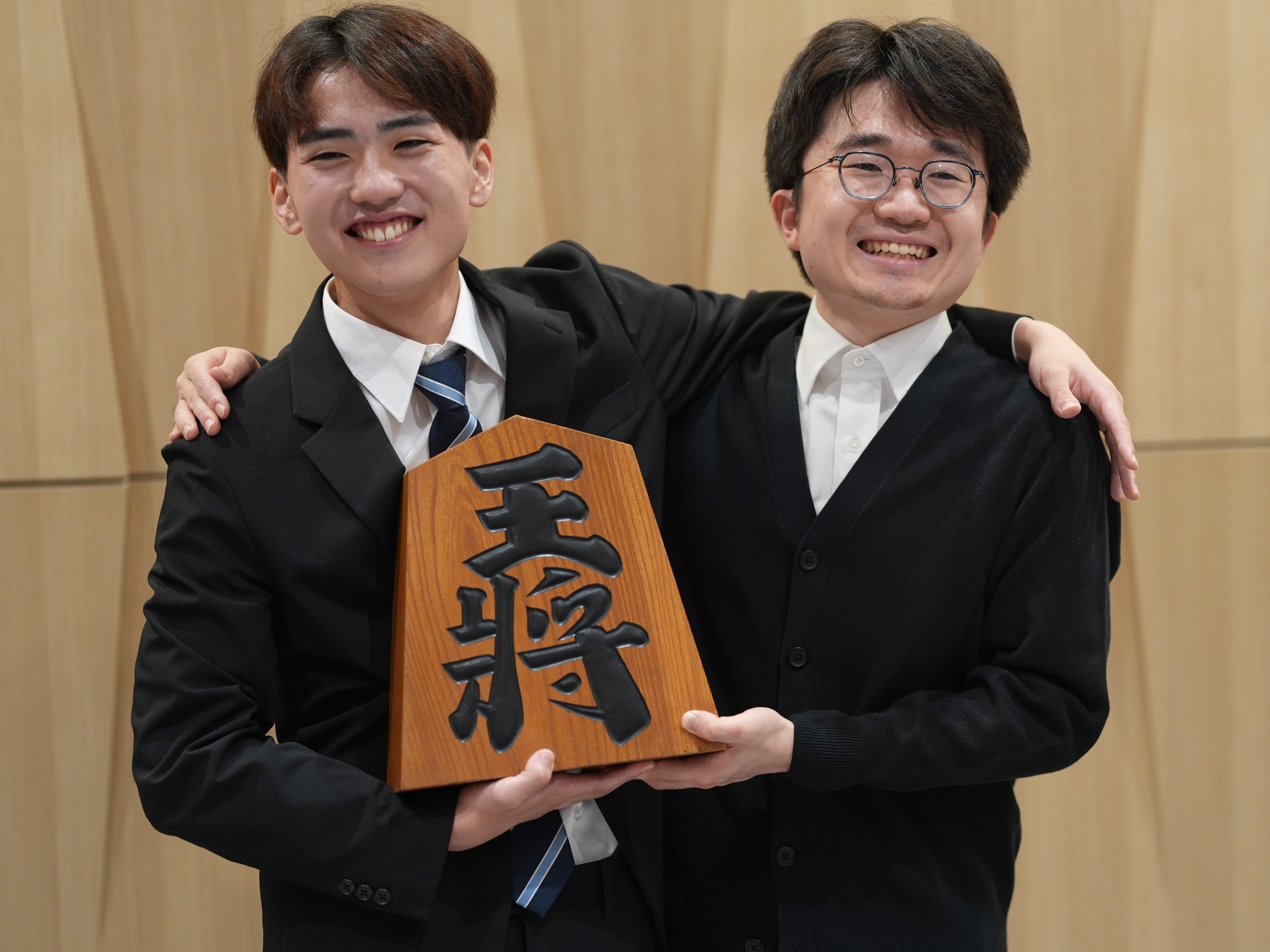 写真】藤井聡太24歳、プロ10年562局で「100敗しかしてない」「勝率.822