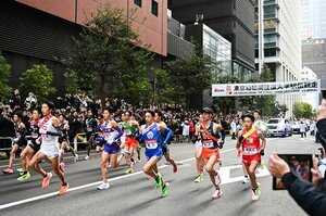 箱根駅伝、衝撃の「16校繰り上げ」はなぜ起きた？ 「3区だけで1～10位が“3分39秒差”」「新シューズが追い風に？」「佐藤圭汰“大逃げ”宣言の影響」