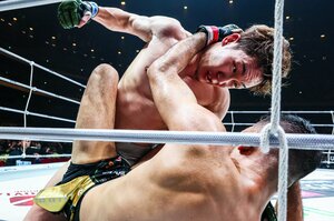 試合後に敗者クレベルが激怒…物議を醸す“朝倉未来のリベンジ勝利”、RIZIN判定は適切だったのか？“絞め技失神負け”前回対戦との「最大の違い」