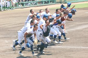 高校野球“世紀の番狂わせ”を目指した「15人の連合チーム」ウラ話…「爪痕は残せるかな」“絶対王者”聖光学院に「中盤までまさかのリード」の衝撃