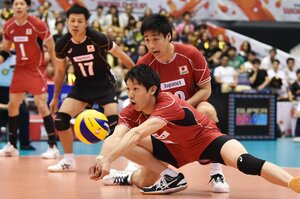 柳田将洋と石川祐希に「ふざけんな」男子バレー世代交代に揺れた“職人アタッカー”が涙を流して声を荒げた瞬間…記者から飛んだ残酷な質問