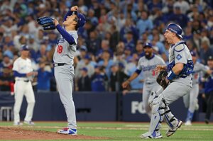 「えっ、投げるの？」記者もざわついたドジャース山本由伸“伝説のリリーフ登板”真相「すべては第3戦から始まったんだ」敏腕フリードマンの“誤算”とは