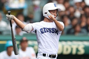 「甲子園の感動物語…そんな話ではない」左手ハンディ感じさせず「ベンチ入りは厳しい」指導者の予想を超えた夏