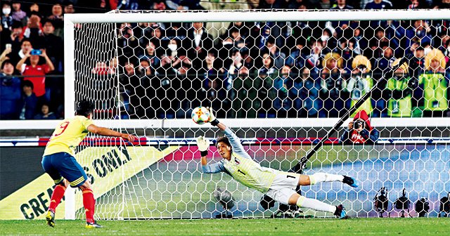 日本代表・正GKへ名乗り。 東口順昭に宿る守護神の資質。 ～勝利を呼ぶ
