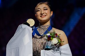 坂本花織「むしろ4位で良かったかも！」大逆転で世界選手権3連覇…日本人初の偉業“舞台ウラ”「あなたは、今まで、そうして勝ってきた」