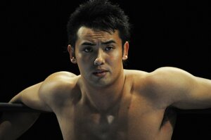 新日本プロレスに別れを告げたオカダ・カズチカの行先は？「黒タイツ姿の岡田かずちか19歳」が新日本を支える“レインメーカー”になるまで