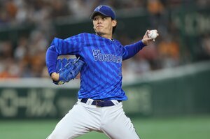 「ワンチームでいこう」DeNA勝負の秋に、坂本裕哉27歳が語るブルペン陣の絆…「康晃さんや唯斗さんの発案で」ベンチ入り、ハイタッチも