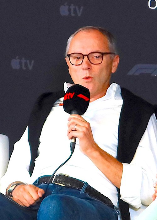 F1のドメニカリCEO（左）の狙いは新しいファン層の開拓だ