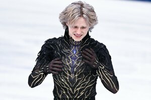 転倒、4回転アクセル失敗…マリニン21歳に起きていた“異変”「大きな負担でした」団体戦の“酷使”は影響したのか？