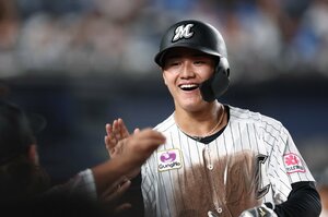 新人王ロッテ西川史礁「本当に濃すぎた」激動の1年を支えた“思考”と“結婚”「もっと上に行きたい」阪神・森下翔太に学んだ一流の極意とは…