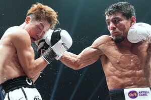 「イノウエのパワーは想定以上ではなかった」敗者アフマダリエフ“2つの誤算”…取材記者が本人を直撃、コーチは“言い訳”「井上尚弥のプランは…予想外だった」