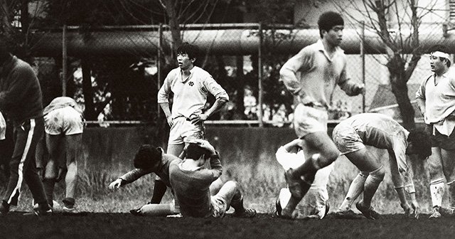 グラウンドからは悲鳴や絶叫が響いてくる」慶應義塾大学ラグビー
