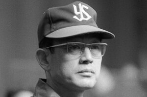 広岡達朗が激怒「ジャイアンツはここまで落ちぶれてしまったのか？」“巨人との大乱闘”でヤクルトナインが覚醒した日「あんなチームに負けてたまるか」