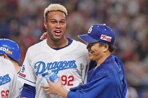 【最強助っ人→】「亡命の触手は何度もあったはず…」巨人が獲得のライデル・マルティネス「総額50億円超」マネーゲームの舞台裏と「単に金額だけじゃない」決断の背景