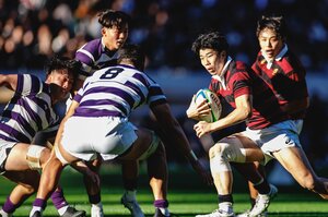 「おおおぉぉぉ」ラグビー早明戦、なぜ名勝負が生まれるのか？ 第100回を終えて考える“赤黒”と“紫紺”の歴史「解説席の五郎丸も田村優も…」